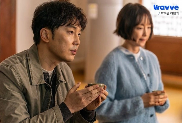 Кадр из дорамы Дневник путешествий Пак Ха Гён