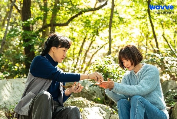 Кадр из дорамы Дневник путешествий Пак Ха Гён