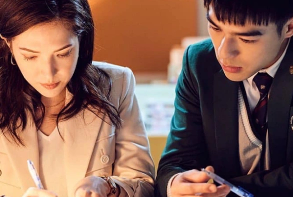 Кадр из дорамы 9-й урок