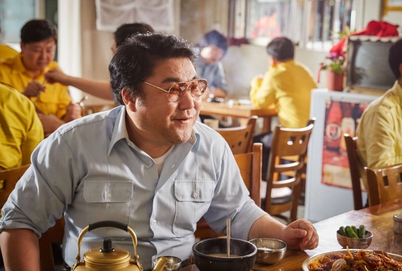 Кадр из дорамы Таксист