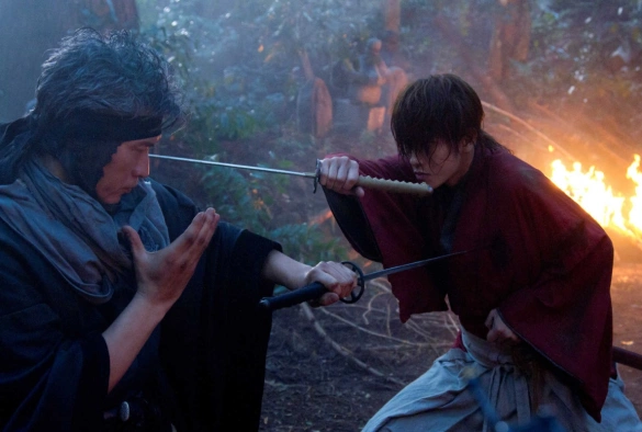 Кадр из дорамы Бродяга Кэнсин