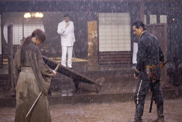 Кадр из дорамы Бродяга Кэнсин