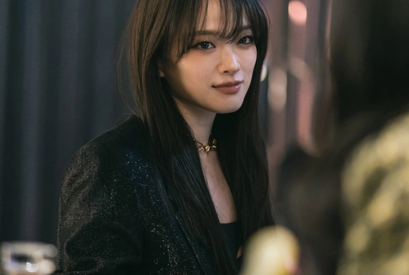 Кадр из дорамы Выгодная афера