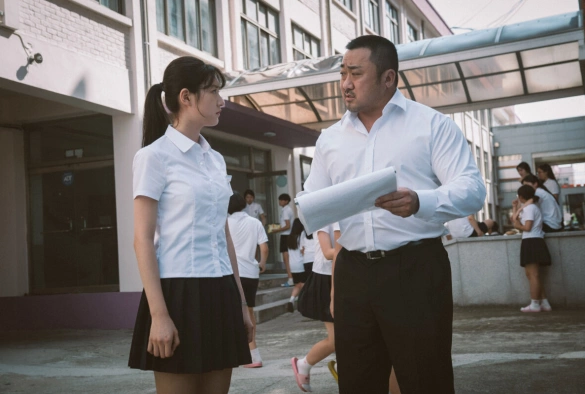 Кадр из дорамы Провинциалы