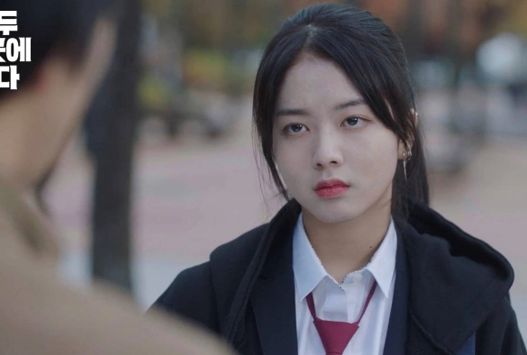 Кадр из дорамы Все там