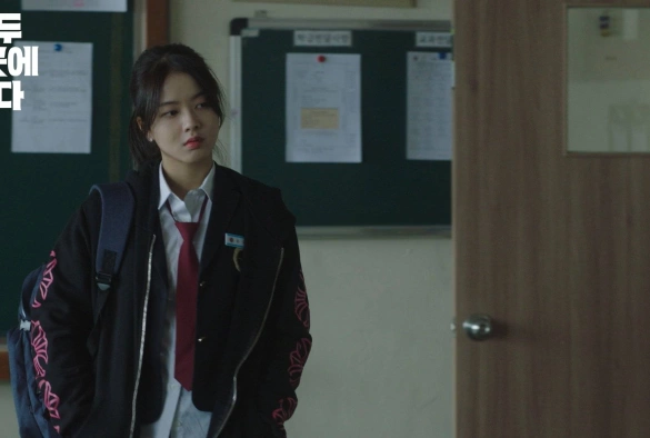 Кадр из дорамы Все там