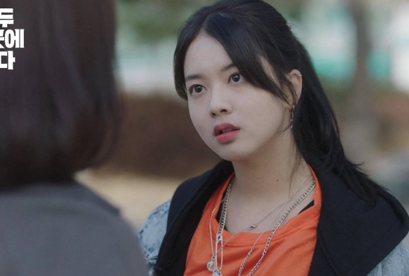 Кадр из дорамы Все там