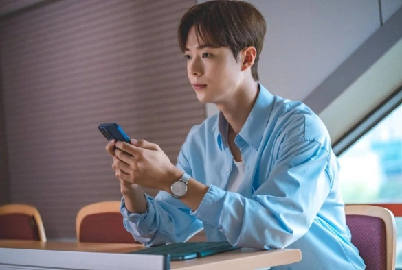 Кадр из дорамы Трактор, полный любви