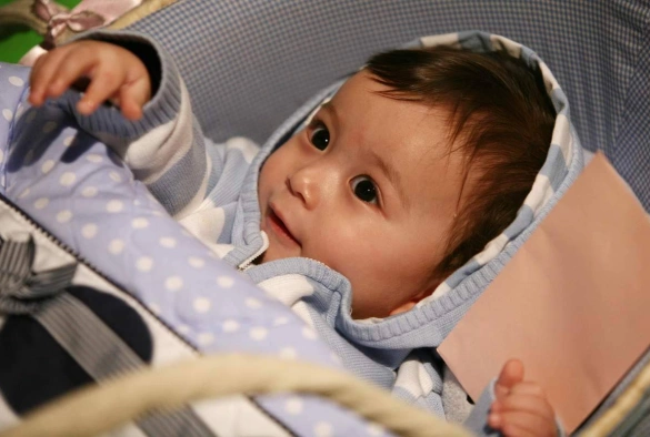 Кадр из дорамы Малыш и я