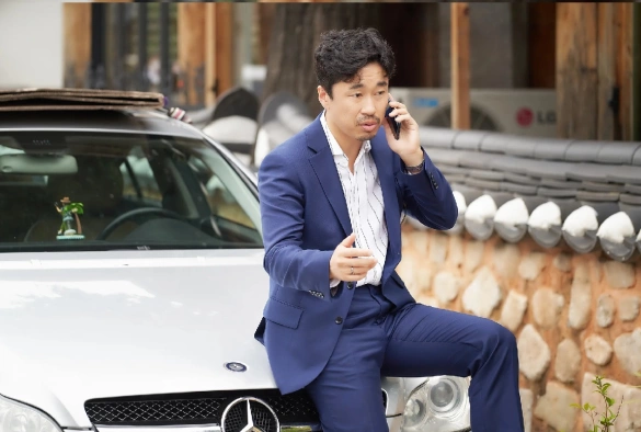 Кадр из дорамы Коробка