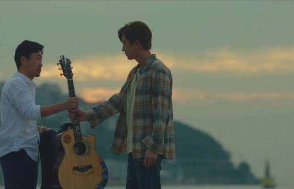 Кадр из дорамы Коробка