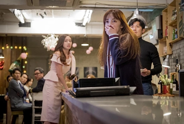 Кадр из дорамы Брак по случайности