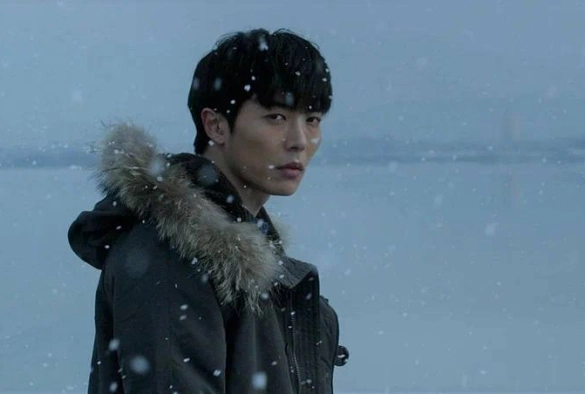 Кадр из дорамы Другой путь