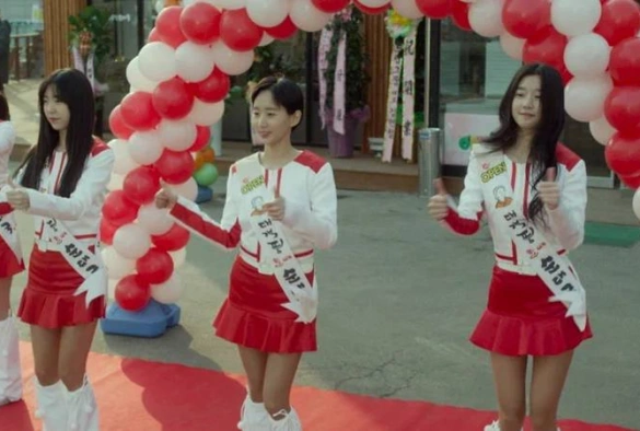 Кадр из дорамы Другой путь