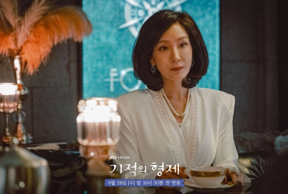 Кадр из дорамы Чудо-братья