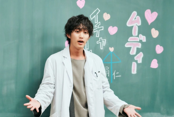 Кадр из дорамы Проблемная старшеклассница и непутёвый учитель 1 сезон