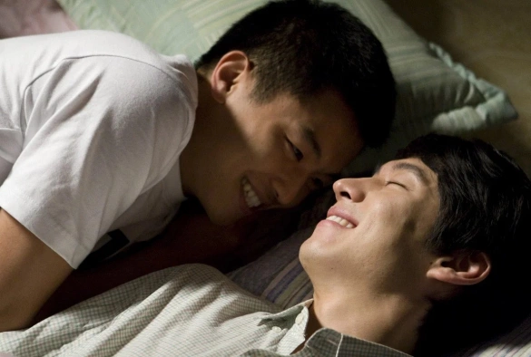 Кадр из дорамы Лишь друзья?