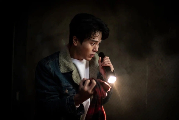 Кадр из дорамы Призрачная дверь