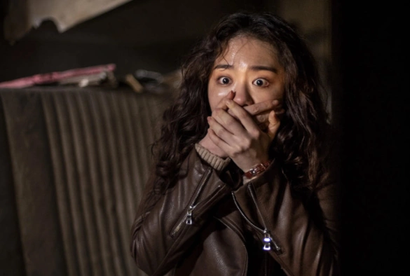 Кадр из дорамы Призрачная дверь