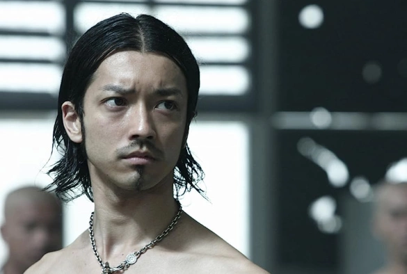 Кадр из дорамы Вороны: Продолжение