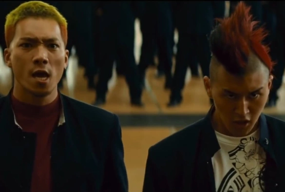 Кадр из дорамы Вороны: Взрыв