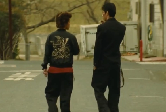 Кадр из дорамы Вороны: Взрыв