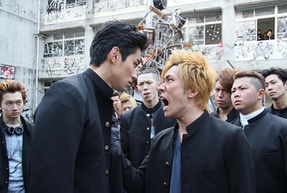 Кадр из дорамы Вороны: Взрыв