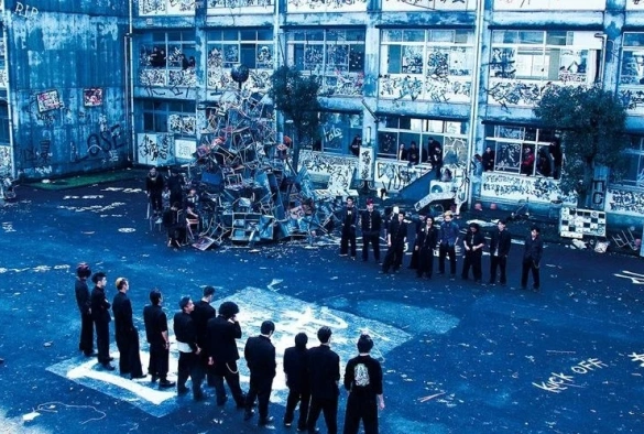 Кадр из дорамы Вороны: Взрыв