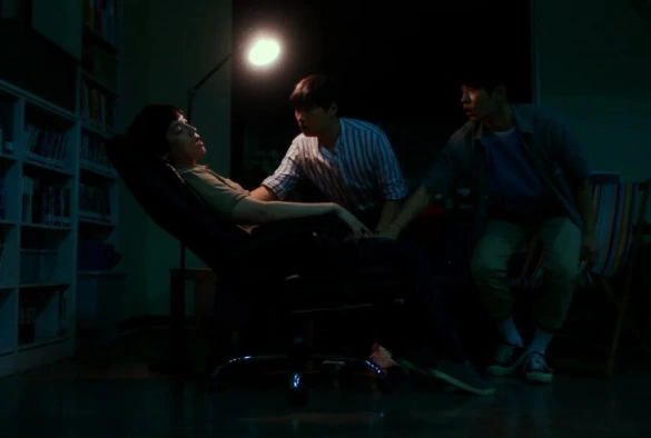 Кадр из дорамы Гипноз