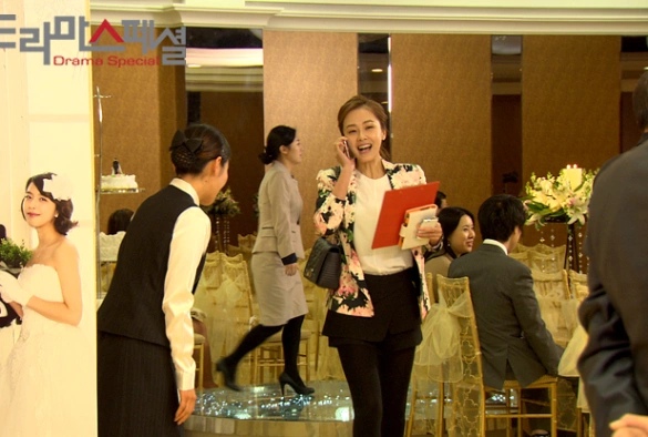 Кадр из дорамы Другая свадьба