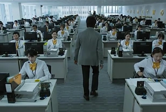 Кадр из дорамы Мастер