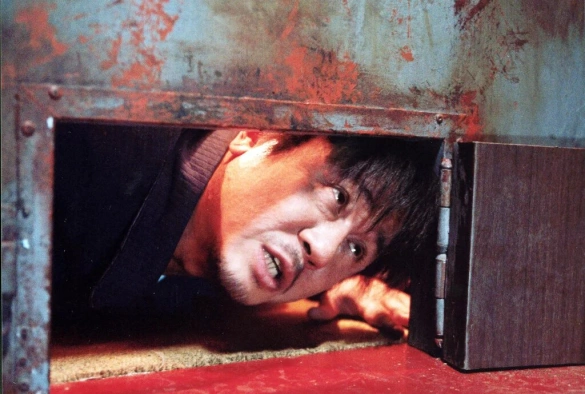 Кадр из дорамы Олдбой