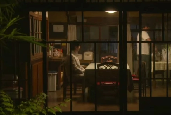 Кадр из дорамы Цветёт ли цветок?