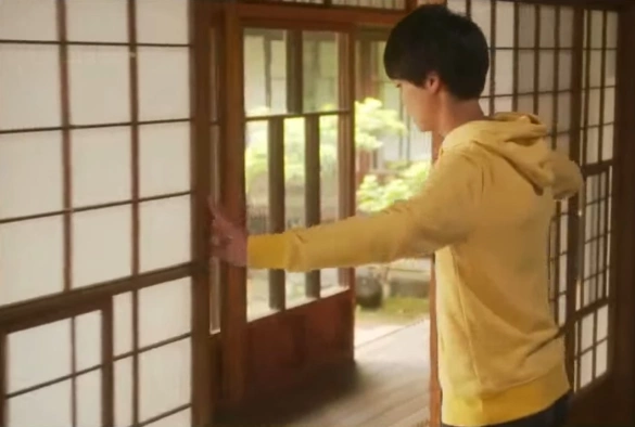 Кадр из дорамы Цветёт ли цветок?