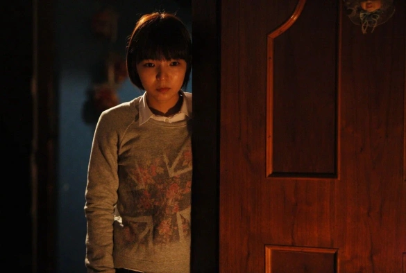 Кадр из дорамы Две луны