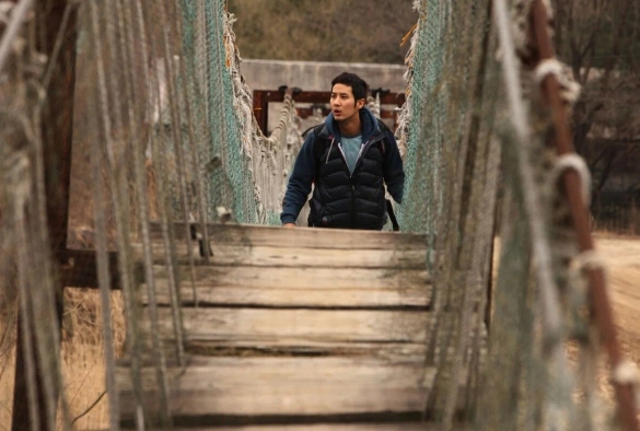 Кадр из дорамы Две луны