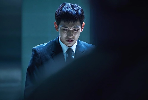 Кадр из дорамы Безжалостный