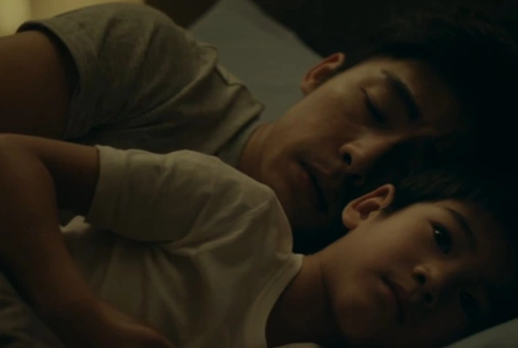 Кадр из дорамы Отцы