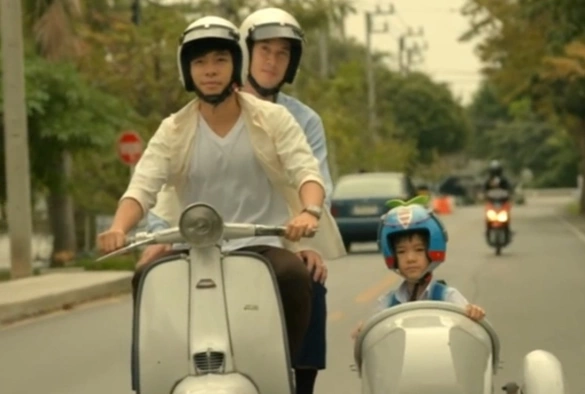 Кадр из дорамы Отцы