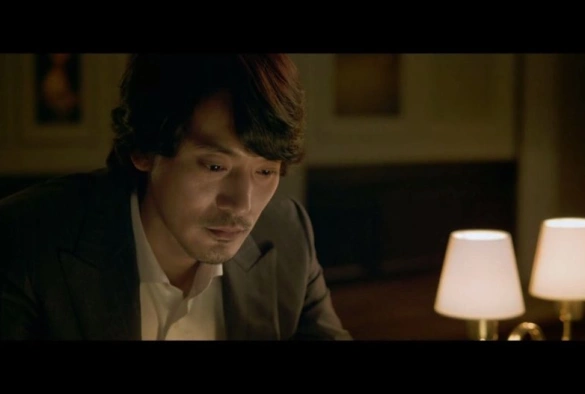 Кадр из дорамы Суперзвезда