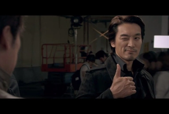 Кадр из дорамы Суперзвезда