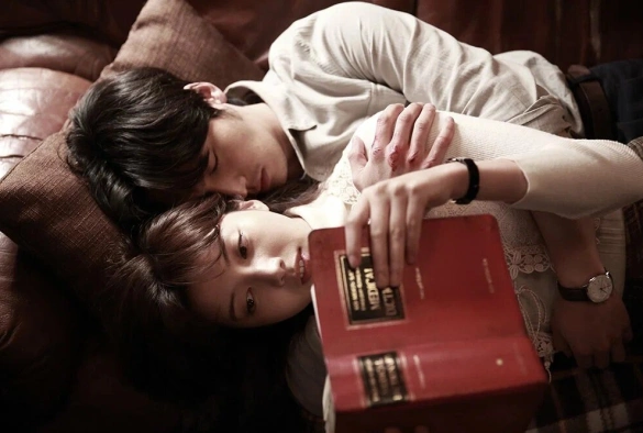 Кадр из дорамы Ты будешь там?