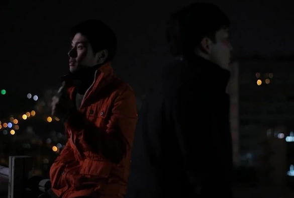 Кадр из дорамы Белая ночь