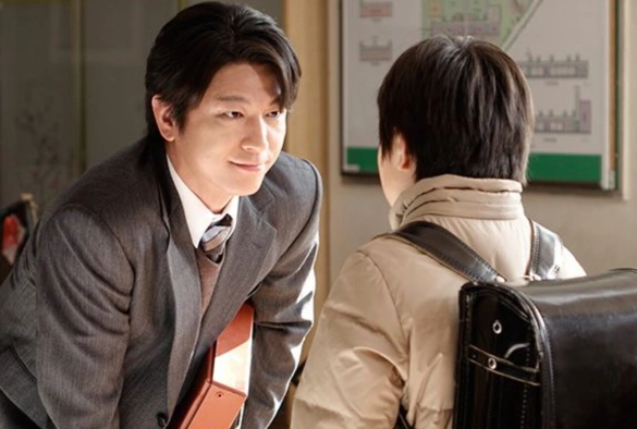 Кадр из дорамы Город, в котором меня нет