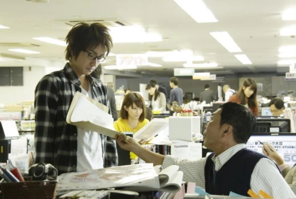 Кадр из дорамы Город, в котором меня нет