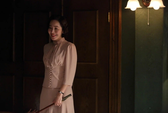 Кадр из дорамы Школа Кёнсон: Пропавшие без вести