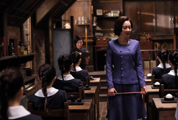 Кадр из дорамы Школа Кёнсон: Пропавшие без вести