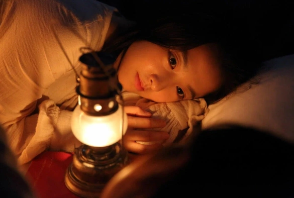 Кадр из дорамы Школа Кёнсон: Пропавшие без вести