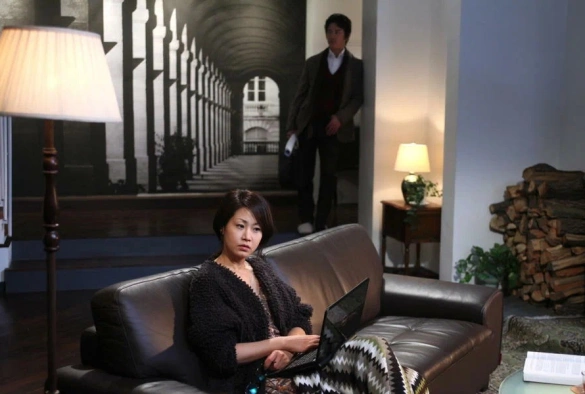 Кадр из дорамы Две женщины