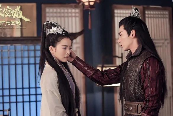 Кадр из дорамы Новоландия: Замок в небесах — Время вспять